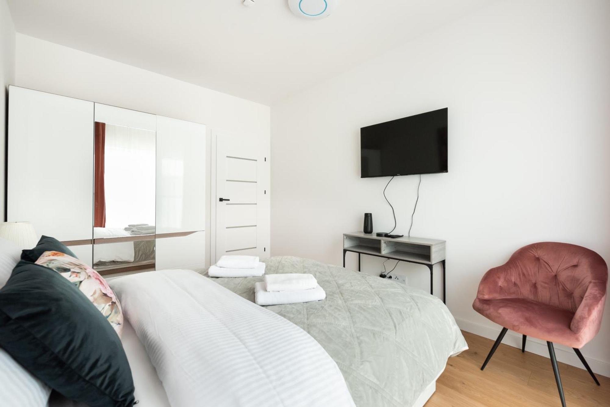 Brzeziny Deluxe Apartment *