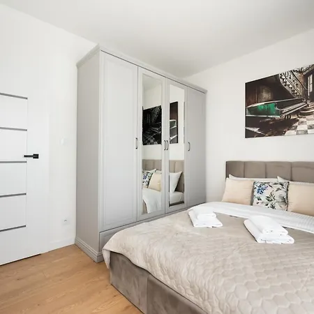 Brzeziny Deluxe Apartment Warsaw Exterior photo